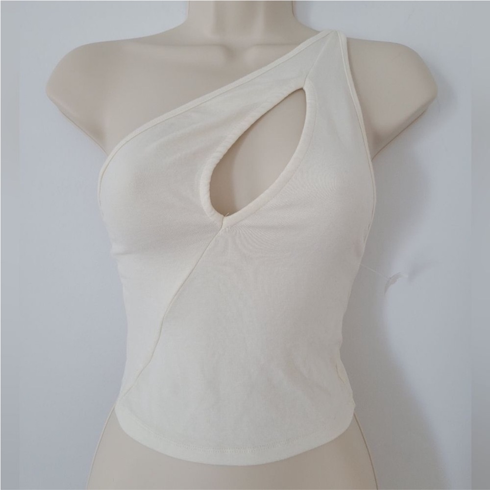 We Wore What Asymmetrical Neck Keyhole Cropped Tank Top